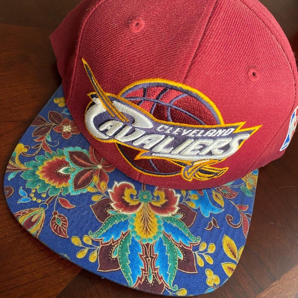 Cleveland Cavaliers Mitchell & Ness SnapBack Hat